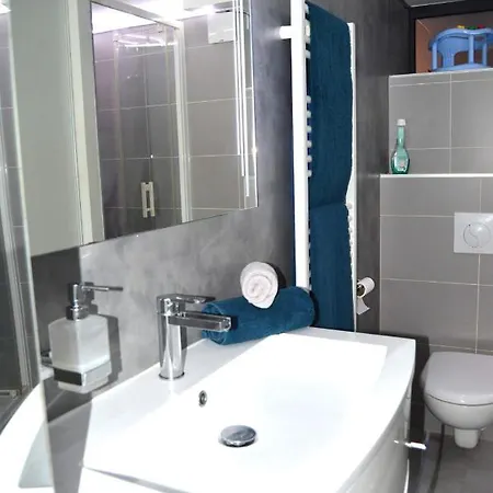 Appartement Centre Ville Avec Jaccuzi Charleville-Mézières